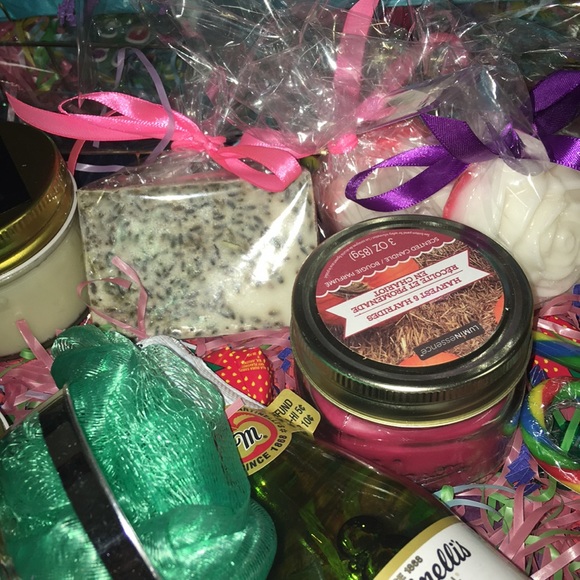 Women’s baskets - Picture 3 of 3